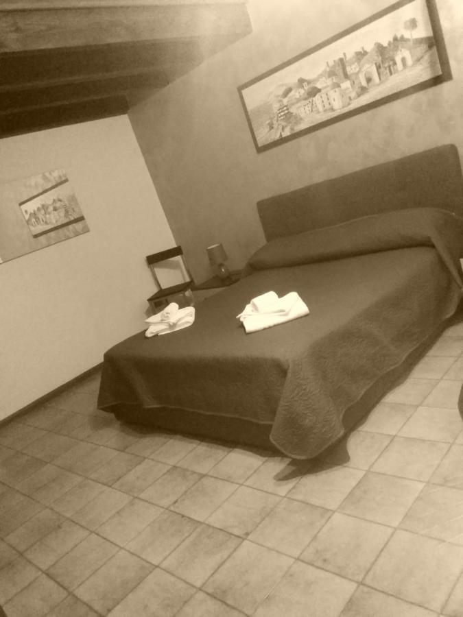 ボーザ Su Casciu Bed & Breakfast エクステリア 写真