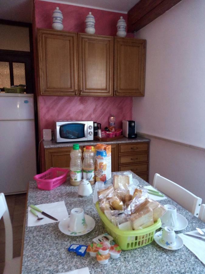 ボーザ Su Casciu Bed & Breakfast エクステリア 写真