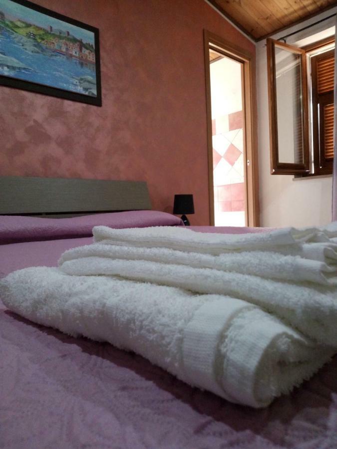 ボーザ Su Casciu Bed & Breakfast エクステリア 写真